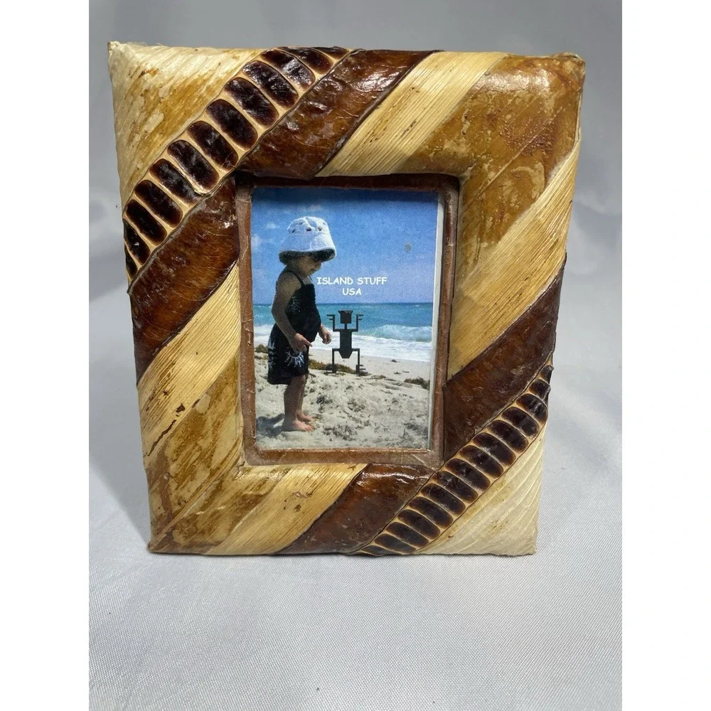 Banana Leaf Picture Frames Rope & Rafia Designs-Set Of 2 - 5